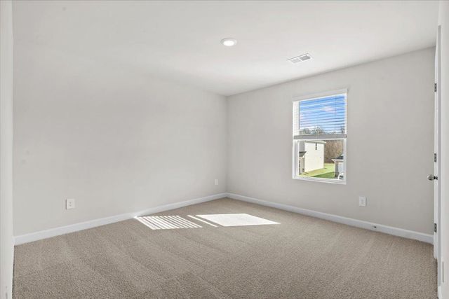 596 Cozy Bluff Road, Spartanburg, SC 29301