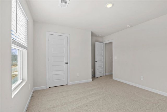 596 Cozy Bluff Road, Spartanburg, SC 29301