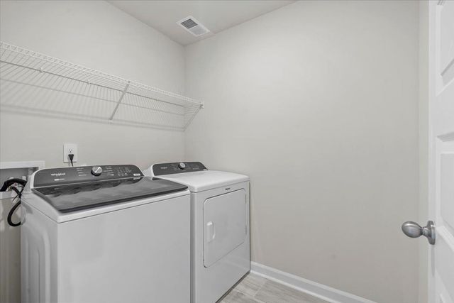 596 Cozy Bluff Road, Spartanburg, SC 29301