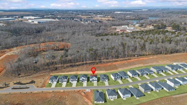 596 Cozy Bluff Road, Spartanburg, SC 29301