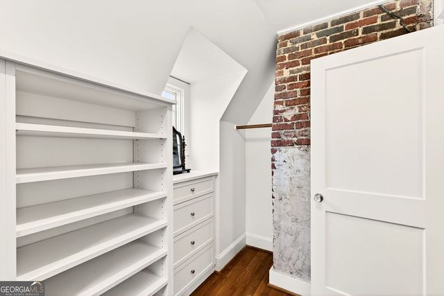 461 Pine Tree Drive NE, Atlanta, GA 30305