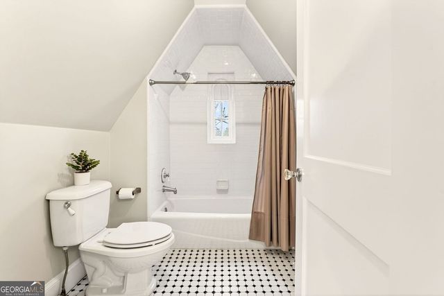 461 Pine Tree Drive NE, Atlanta, GA 30305