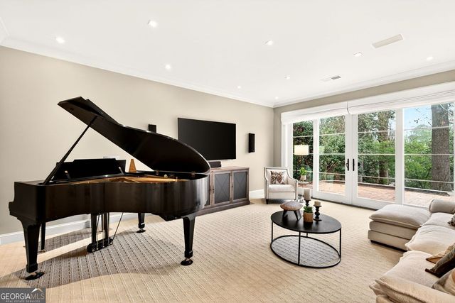 461 Pine Tree Drive NE, Atlanta, GA 30305