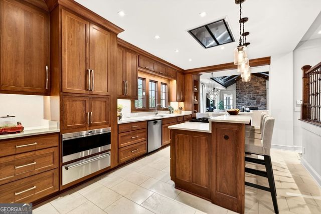 461 Pine Tree Drive NE, Atlanta, GA 30305