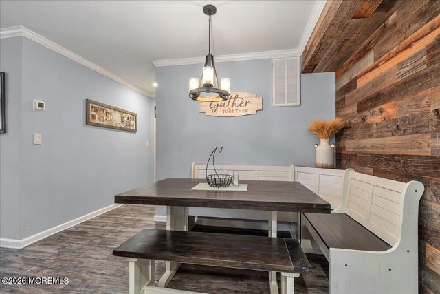 114 Wellington Place, Matawan, NJ 07747