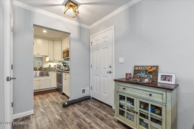 114 Wellington Place, Matawan, NJ 07747