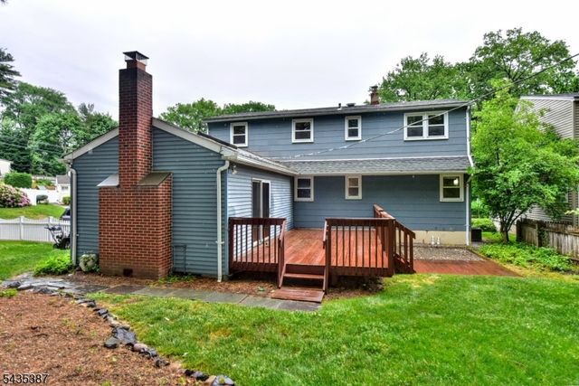 8 Royal Ave, Hawthorne Boro, NJ 07506