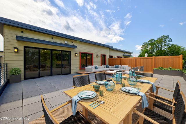 116 West Avenue Unit 402, Saratoga Springs, NY 12866