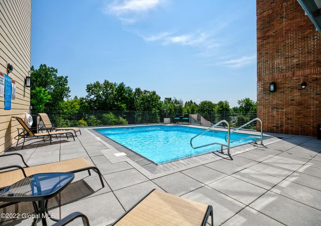 116 West Avenue Unit 402, Saratoga Springs, NY 12866