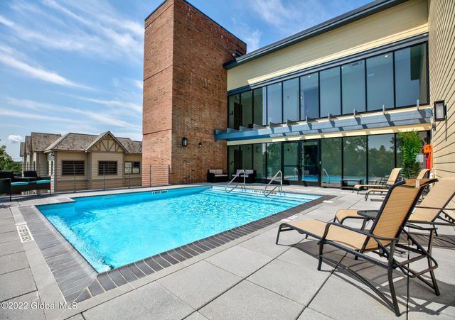 116 West Avenue Unit 402, Saratoga Springs, NY 12866