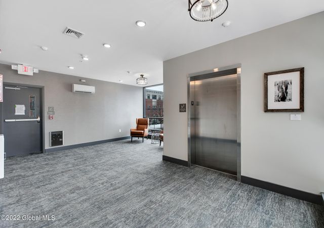 116 West Avenue Unit 402, Saratoga Springs, NY 12866