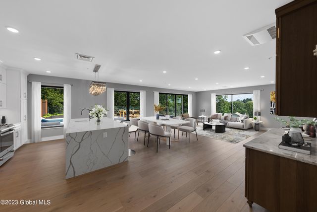 116 West Avenue Unit 402, Saratoga Springs, NY 12866