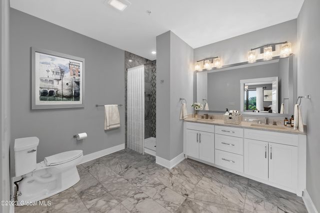 116 West Avenue Unit 402, Saratoga Springs, NY 12866