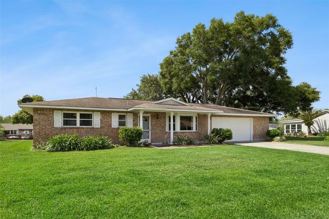 26632 W COVE DRIVE, Tavares, FL 32778