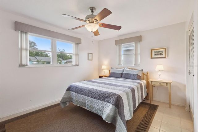 26632 W COVE DRIVE, Tavares, FL 32778