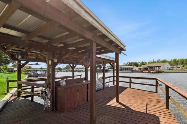 26632 W COVE DRIVE, Tavares, FL 32778