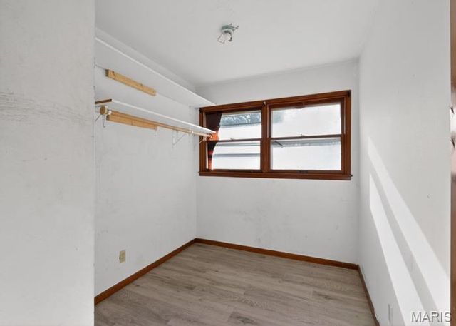 321 Caithness Road, St Louis, MO 63137