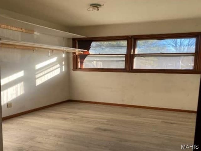 321 Caithness Road, St Louis, MO 63137