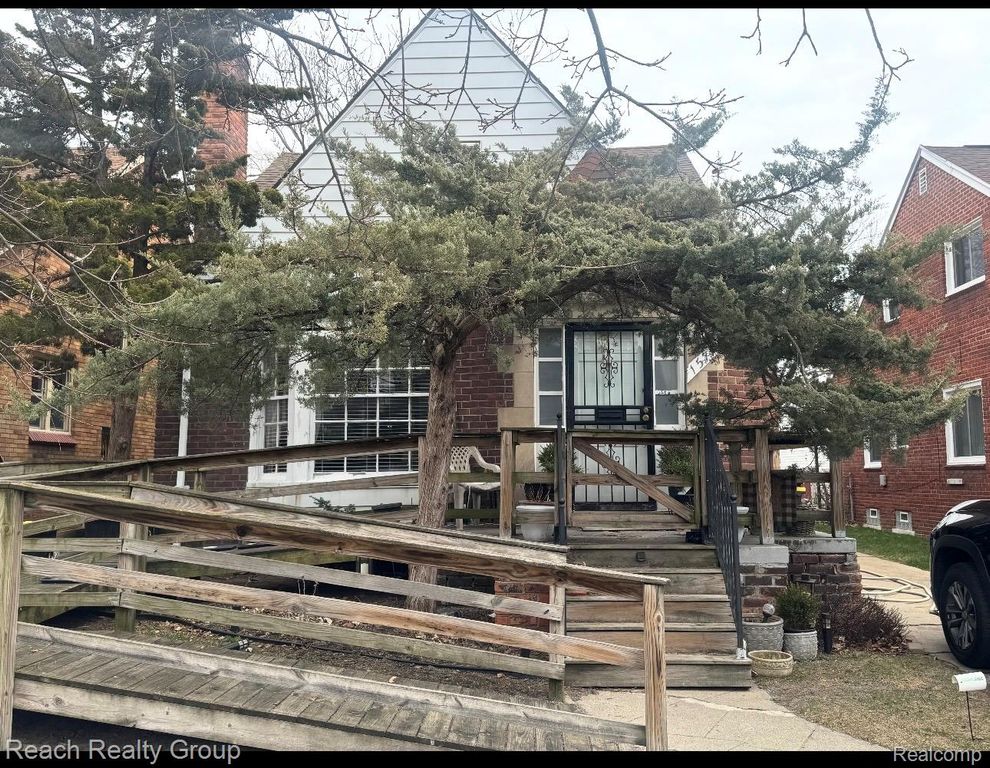 15710 WARD Street, Detroit, MI 48227