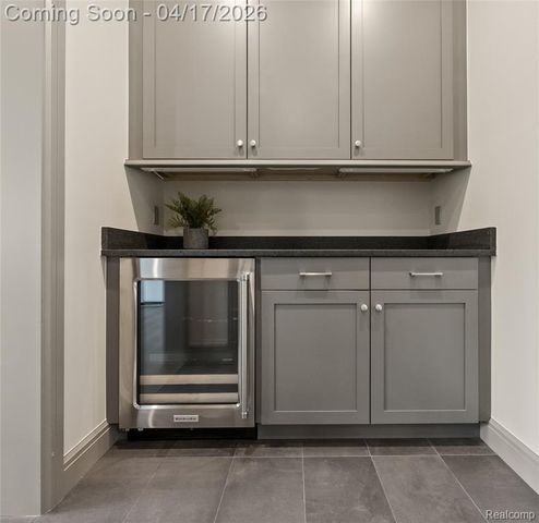 3824 Poppleton Court, Troy, MI 48084