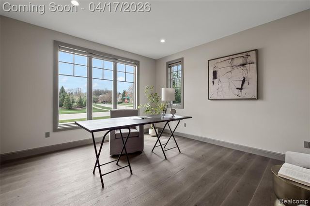 3824 Poppleton Court, Troy, MI 48084