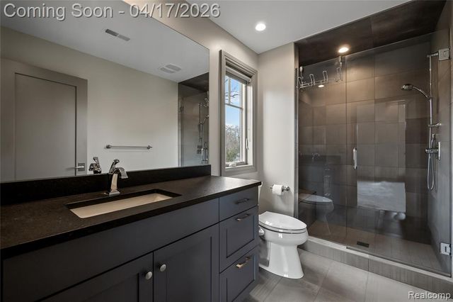 3824 Poppleton Court, Troy, MI 48084