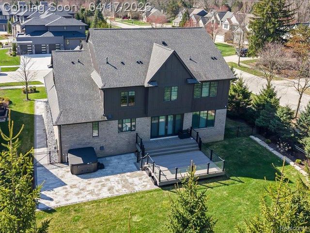 3824 Poppleton Court, Troy, MI 48084