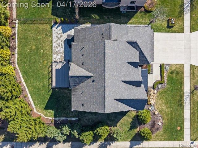 3824 Poppleton Court, Troy, MI 48084