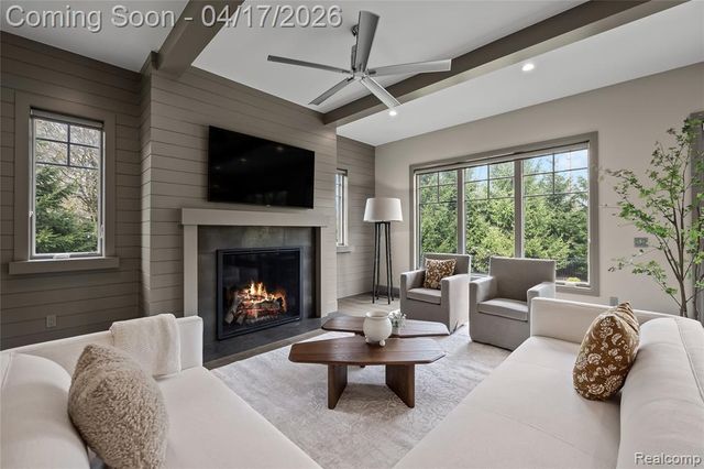 3824 Poppleton Court, Troy, MI 48084