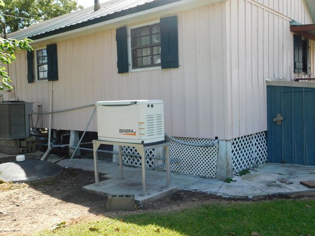 162 West 126th, Cut Off, LA 70345