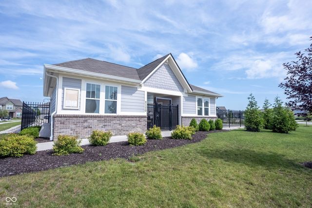 4860 W Safford Drive, New Palestine, IN 46163