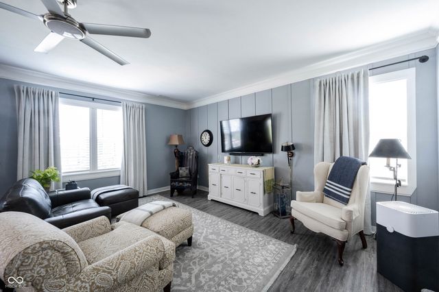 4860 W Safford Drive, New Palestine, IN 46163