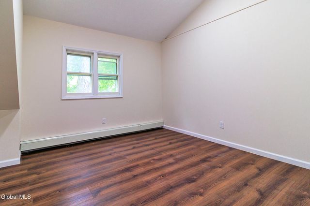 33 110th Street, Troy, NY 12182