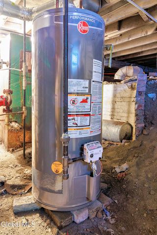 33 110th Street, Troy, NY 12182