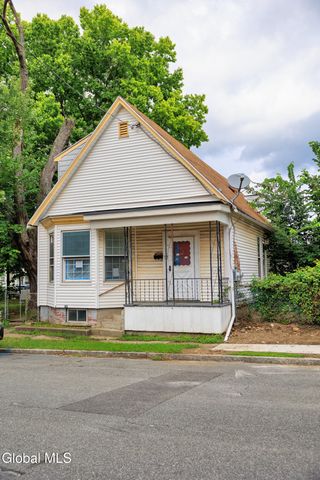 33 110th Street, Troy, NY 12182