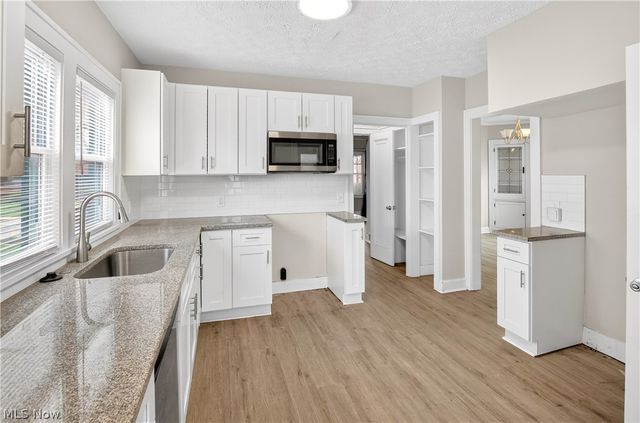5177 Cato Street, Maple Heights, OH 44137