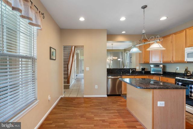 9405 PRIMROSE LN, Manassas Park, VA 20111