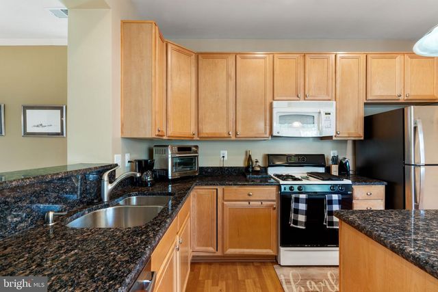 9405 PRIMROSE LN, Manassas Park, VA 20111