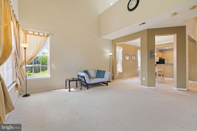 9405 PRIMROSE LN, Manassas Park, VA 20111