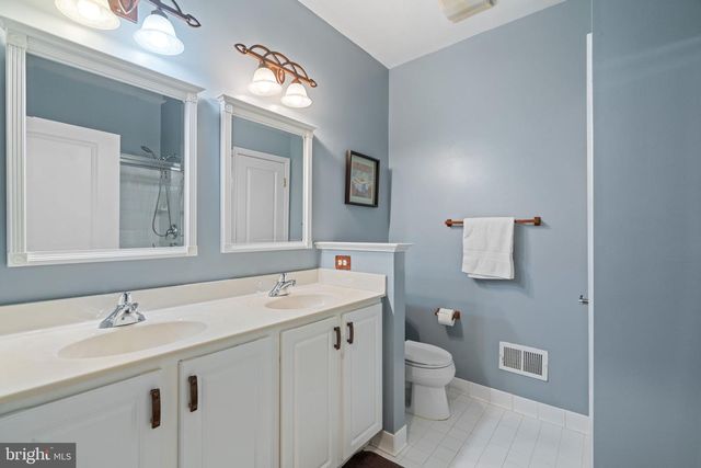 9405 PRIMROSE LN, Manassas Park, VA 20111