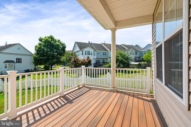 9405 PRIMROSE LN, Manassas Park, VA 20111