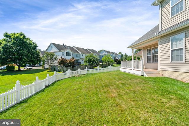 9405 PRIMROSE LN, Manassas Park, VA 20111
