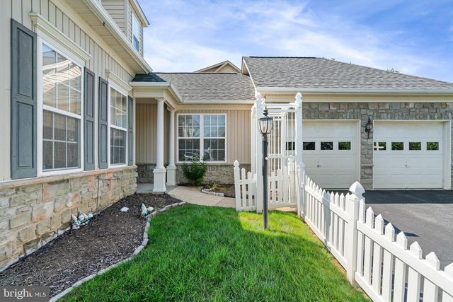 9405 PRIMROSE LN, Manassas Park, VA 20111