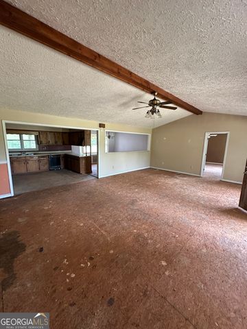 3891 Hogansville Road, Lagrange, GA 30241