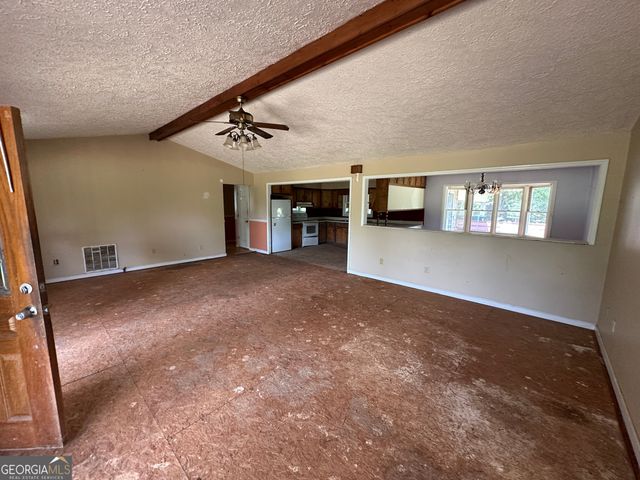 3891 Hogansville Road, Lagrange, GA 30241