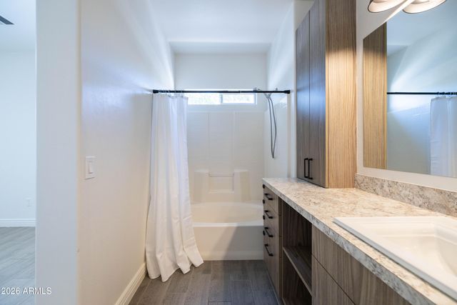 2242 S BARRINGTON --, Mesa, AZ 85209