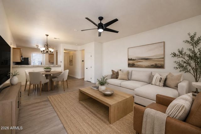 2242 S BARRINGTON --, Mesa, AZ 85209