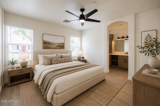 2242 S BARRINGTON --, Mesa, AZ 85209