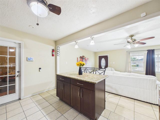 505 S Circle Drive, Baytown, TX 77520