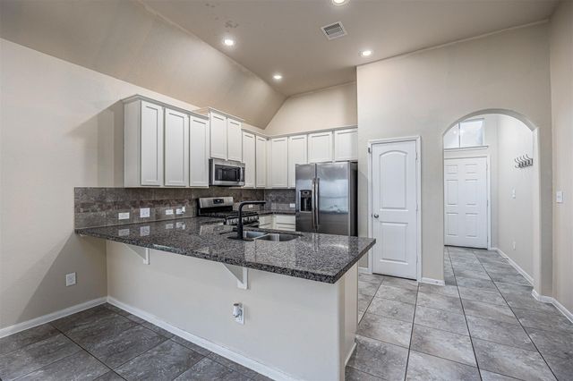 218 San Marcos Drive, Baytown, TX 77523